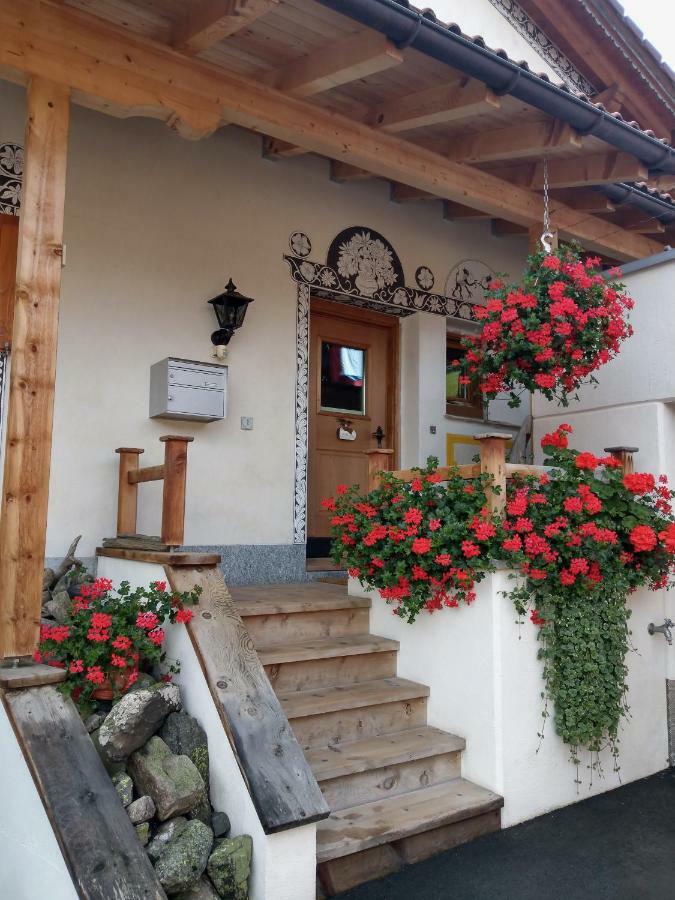 Apartamento Chesa Sper L'Ovel Brail Zernez Exterior foto